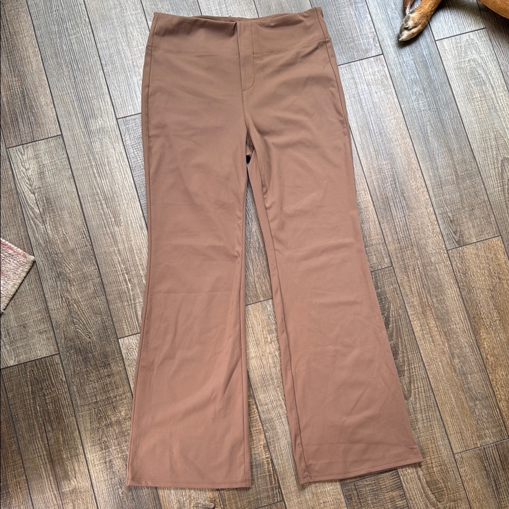 Halara Brown Athleisure Pants
